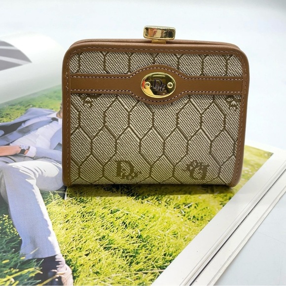 Auth Christian Dior Honeycomb PVC x Leather Beige Clasp Coin Case W/Box - Picture 2 of 13